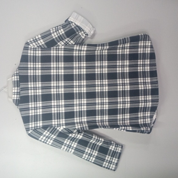 Eden & Olivia Women's plaid Button-Down Shirt Size Medium - Picture 6 of 9